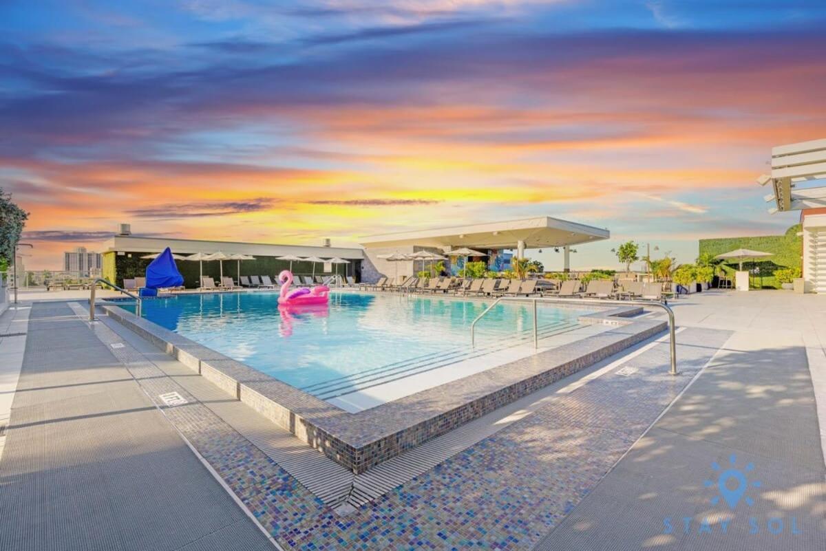 Hollywood Beach Broad-Walk - Pool - Gym & Hot Tub Екстер'єр фото